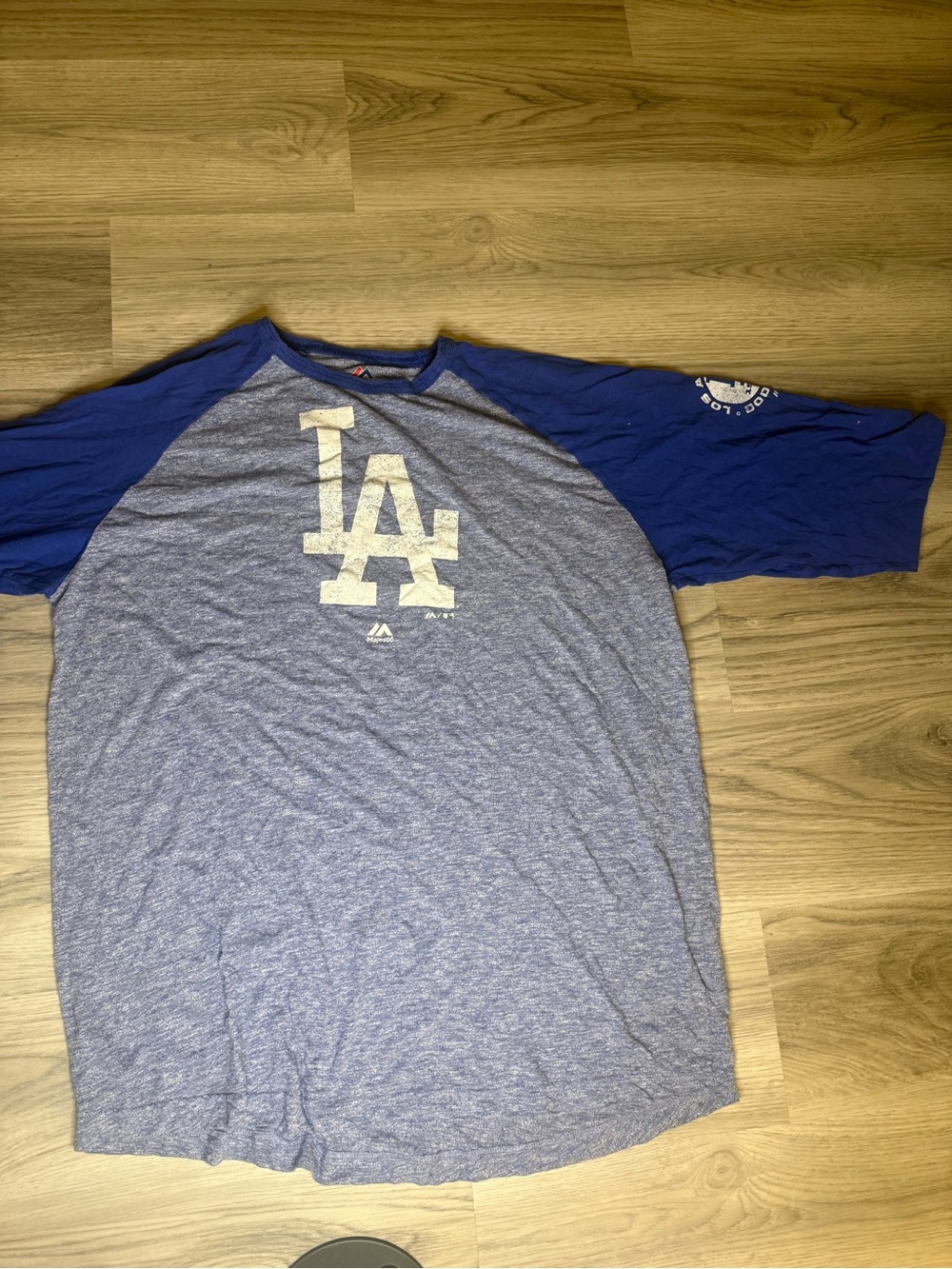 Majestic Los Angeles Dodgers LA Raglan Tee in Heather Gray and Royal Blue